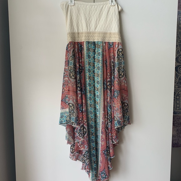 Dress - Picture 1 of 2